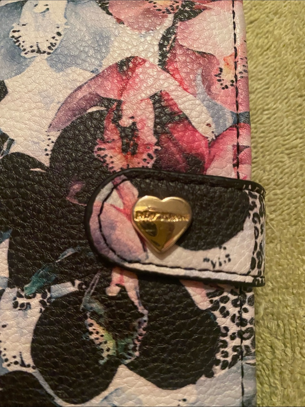 Betsey Johnson Floral Wallet - Picture 2 of 8